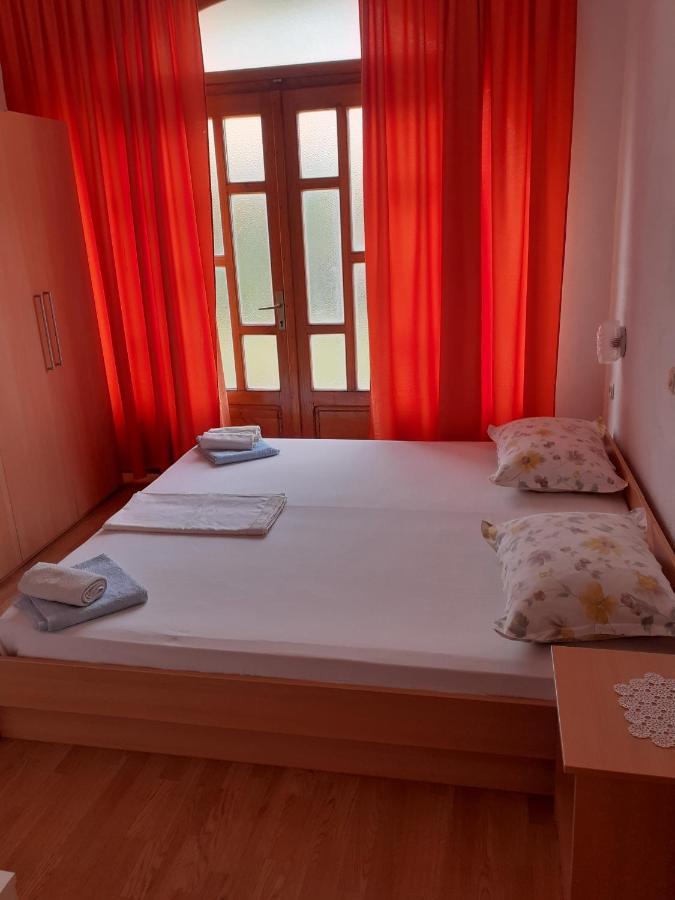 apartman VRIS Makarska-family apartment Bagian luar foto